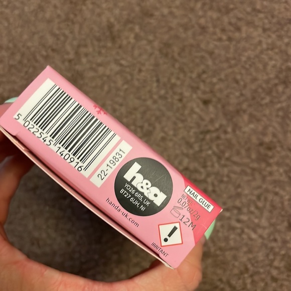 Press On Nails - Picture 3 of 3